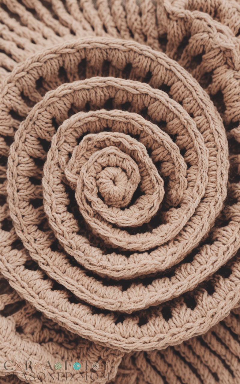 16 Easy & Stunning Crochet Roses Ideas